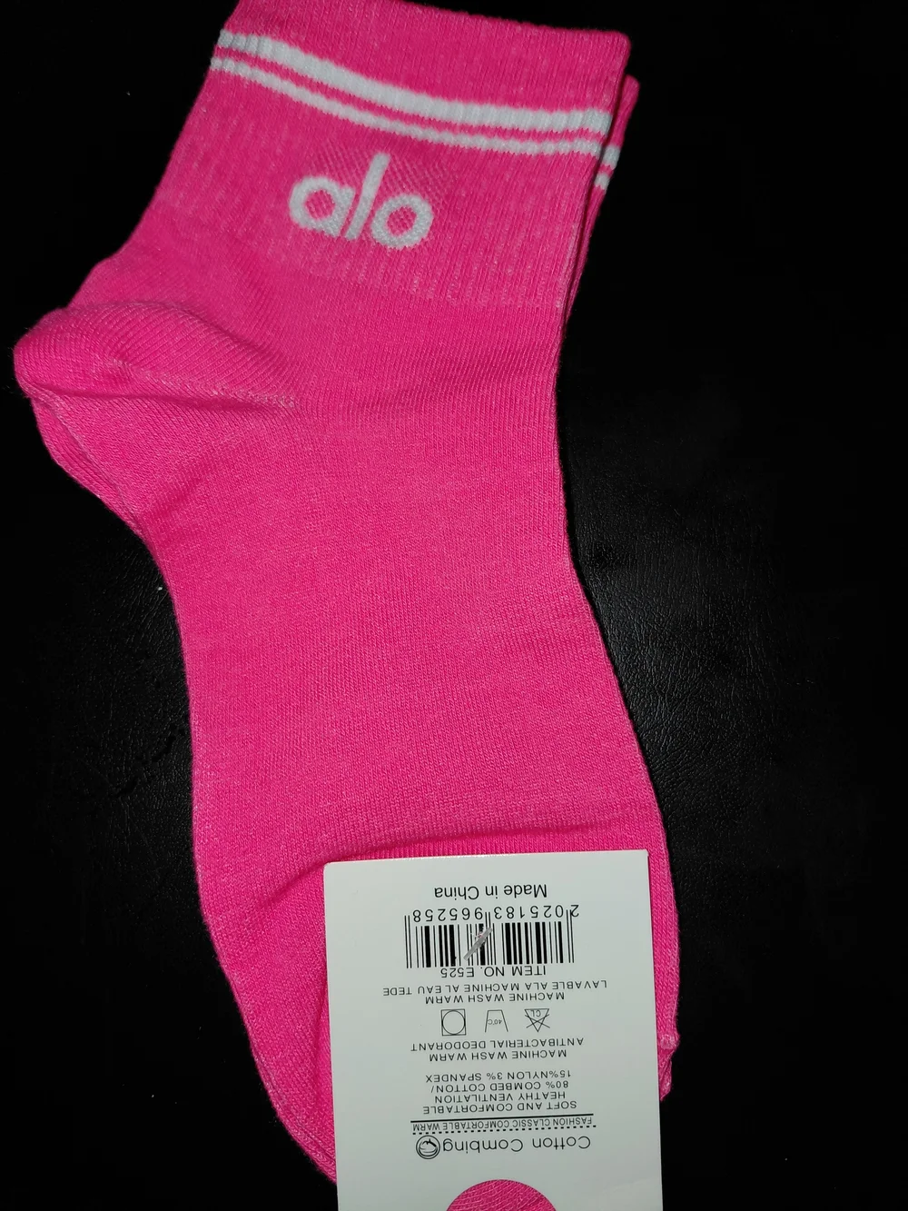 Socks Alo Unisex Crew Socks - Hot Pink